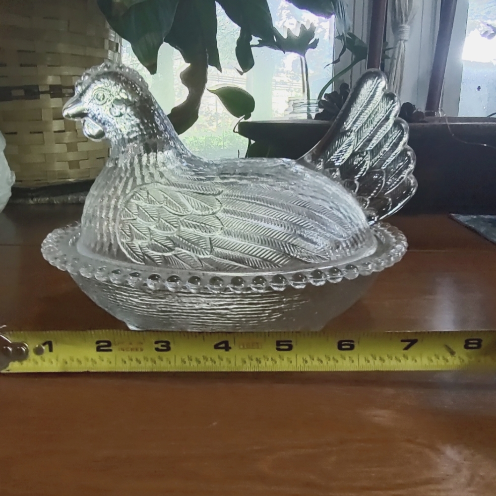 Vintage mid century clear glass nesting hen